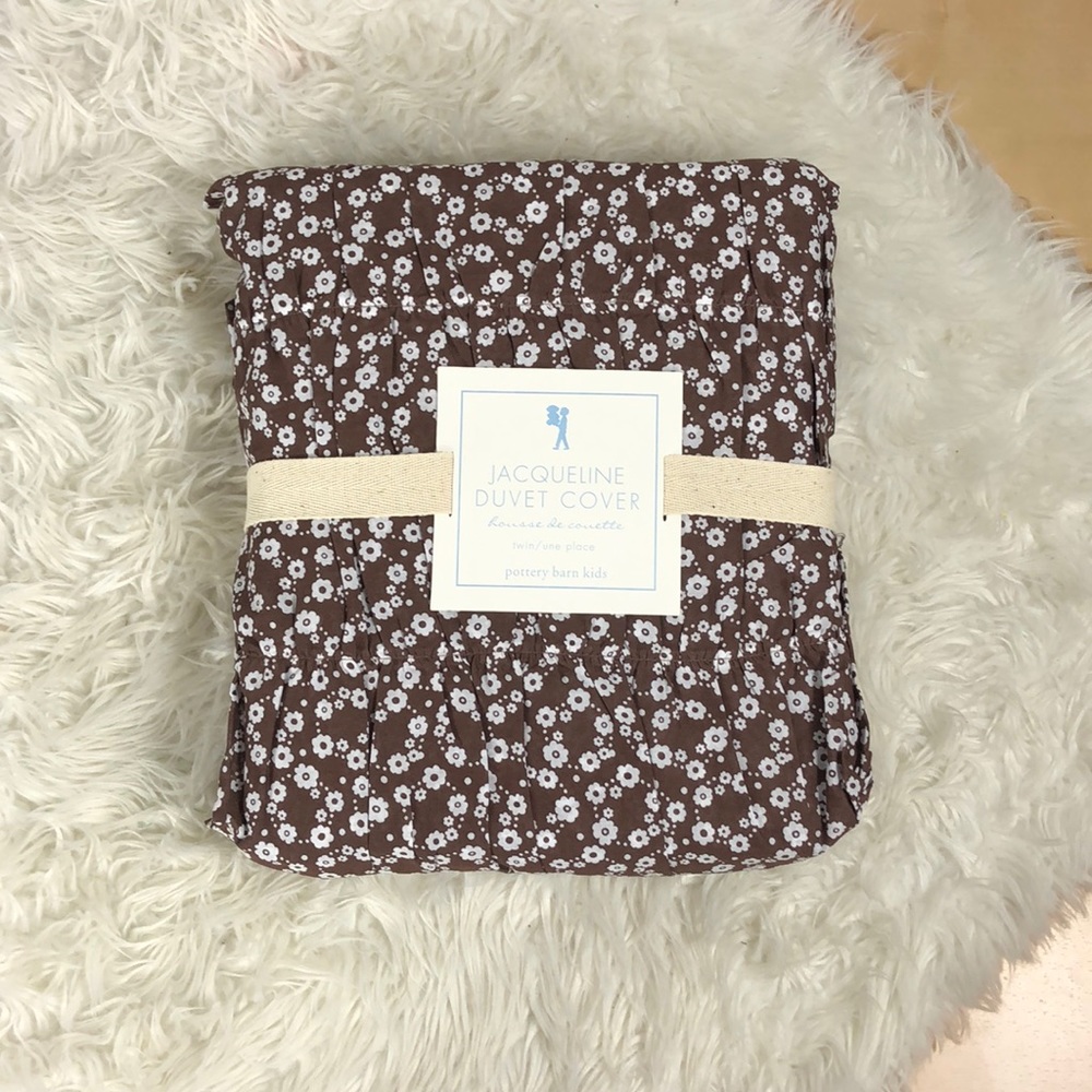 Pottery Barn Kids NWT twin duvet cover